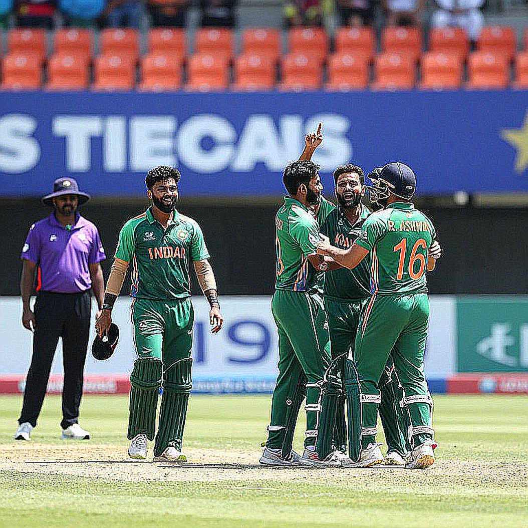 পাওয়ারপ্লে থেকে ডেথ ওভার: গিলের দলে তিনটি ফাটল, আর ২০২৭ বিশ্বকাপের হিসাব