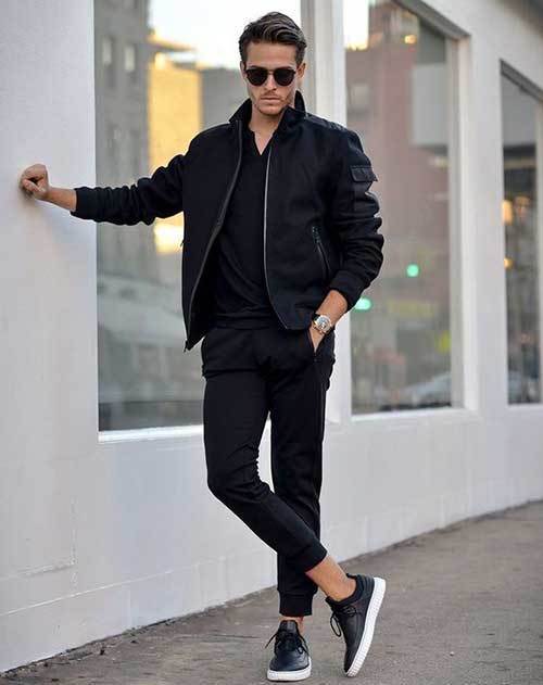 Fashionable All Black Outfits for Guys