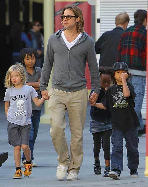 Brad Pitt Outfits-18