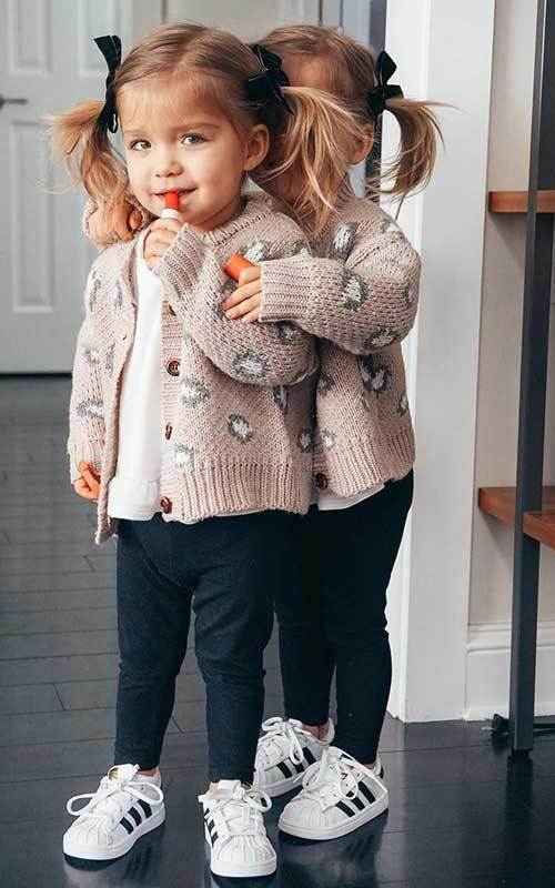 Twin Sneakers Outfit Ideas