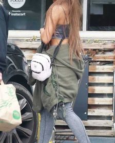 Ariana Grande Outfits 19 Outfit Fashion