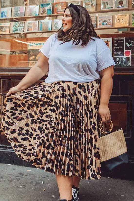 Summer Skirt Outfits for Curvy Women